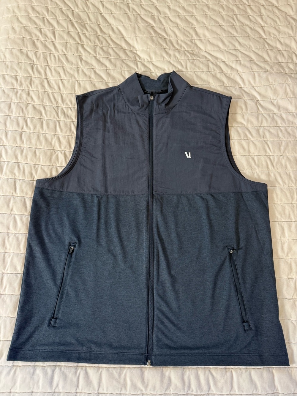 Vuori Sunday Element Performance Vest in Color Ink Heather — XL - Picture 5 of 9